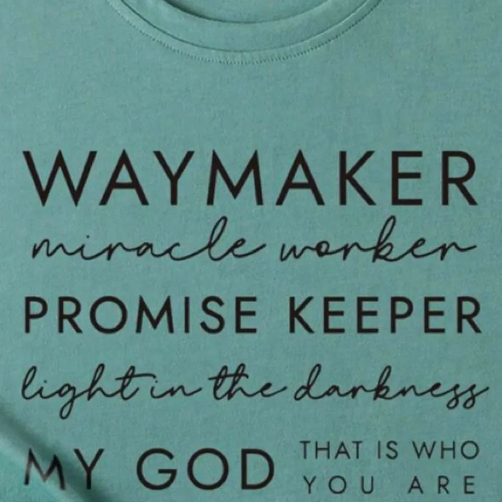 Christian Waymaker Miracle Worker Short Sleeve Graphic Tee NWT - Picture 2 of 3